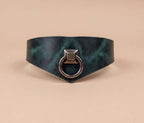 Leren choker met metalen ring – Puntvormig model