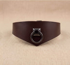 Leren choker met metalen ring – Puntvormig model