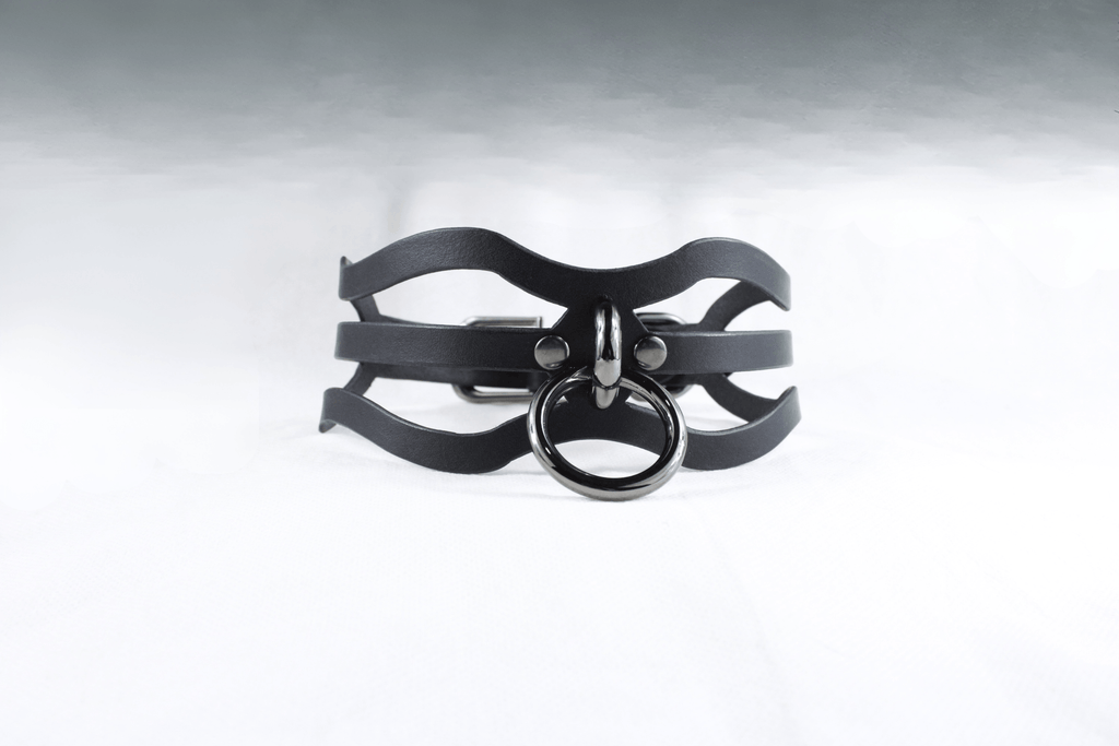 BDSM Collar Triple Wave Leather Choker with O Ring