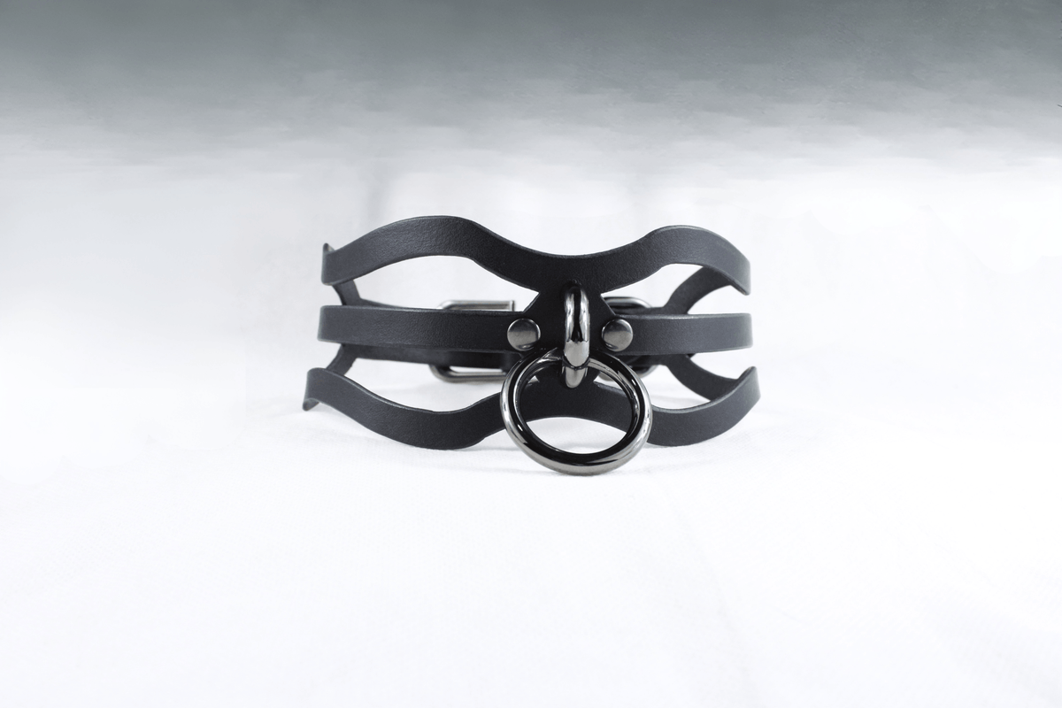 BDSM Collar Triple Wave Leather Choker with O Ring