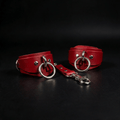Productfoto: Leren polsboeien met metalen ringen